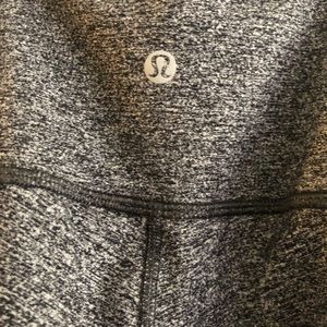 Lululemon gray wunder under leggings size 6